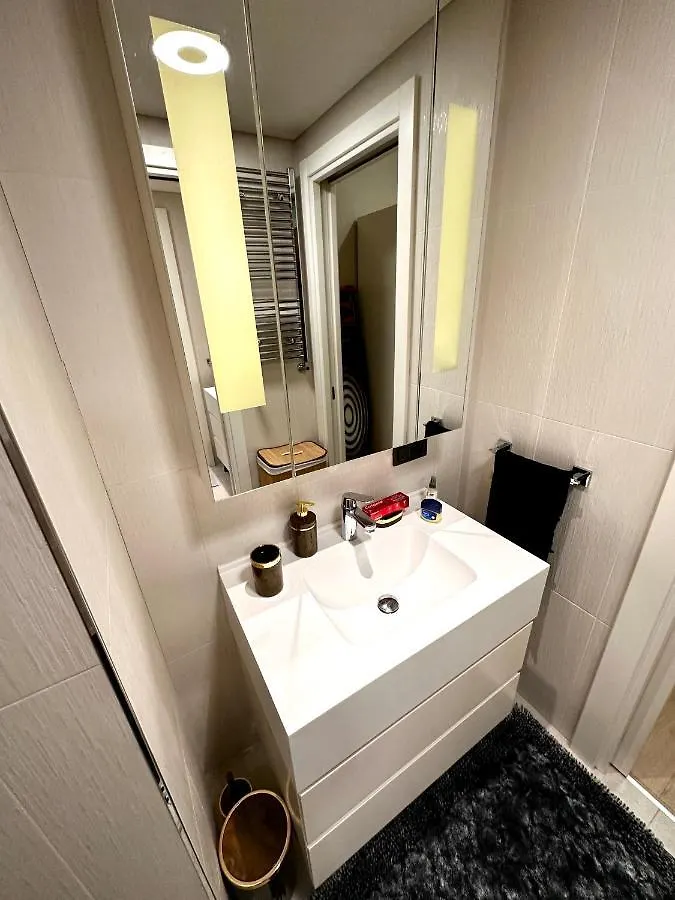Skyland Istanbul + 42 Plus Apartment