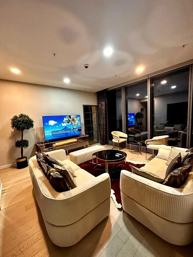 Skyland Istanbul + 42 Plus Apartment